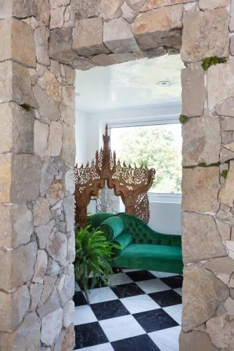 Interior designer 2
